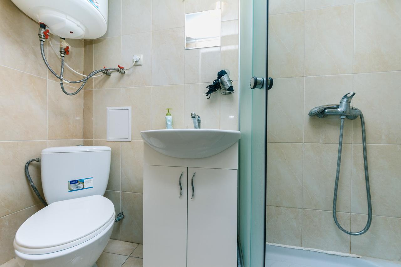 Small Room Near Independence Square Kiev Ngoại thất bức ảnh