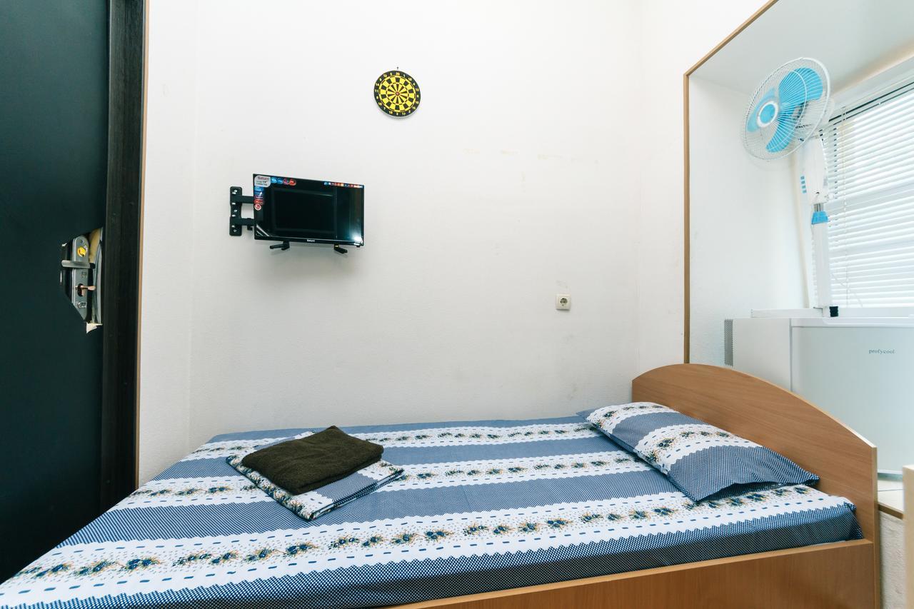 Small Room Near Independence Square Kiev Ngoại thất bức ảnh
